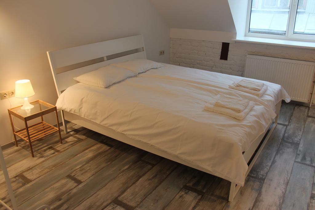Three-Bedroom Apartment On Peldu 19 Рига Экстерьер фото